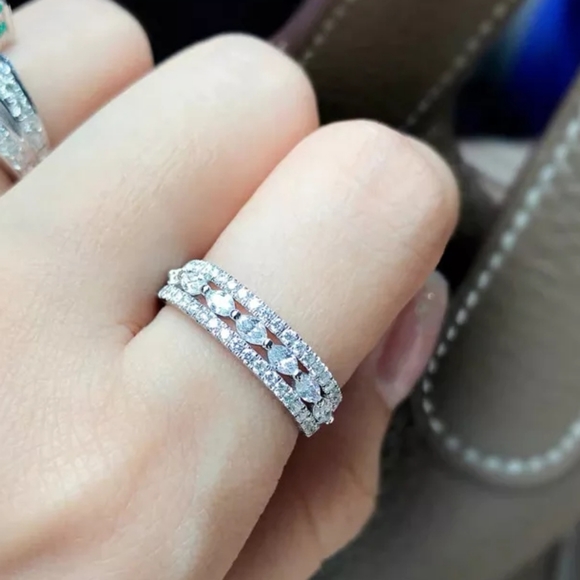 Charm Silver Daily Wear Crystal Ring - Picture 4 of 5